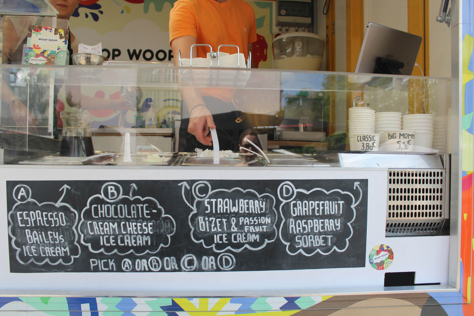 Besondere Eisdielen in Berlin: Woop Woop Ice Cream Truck